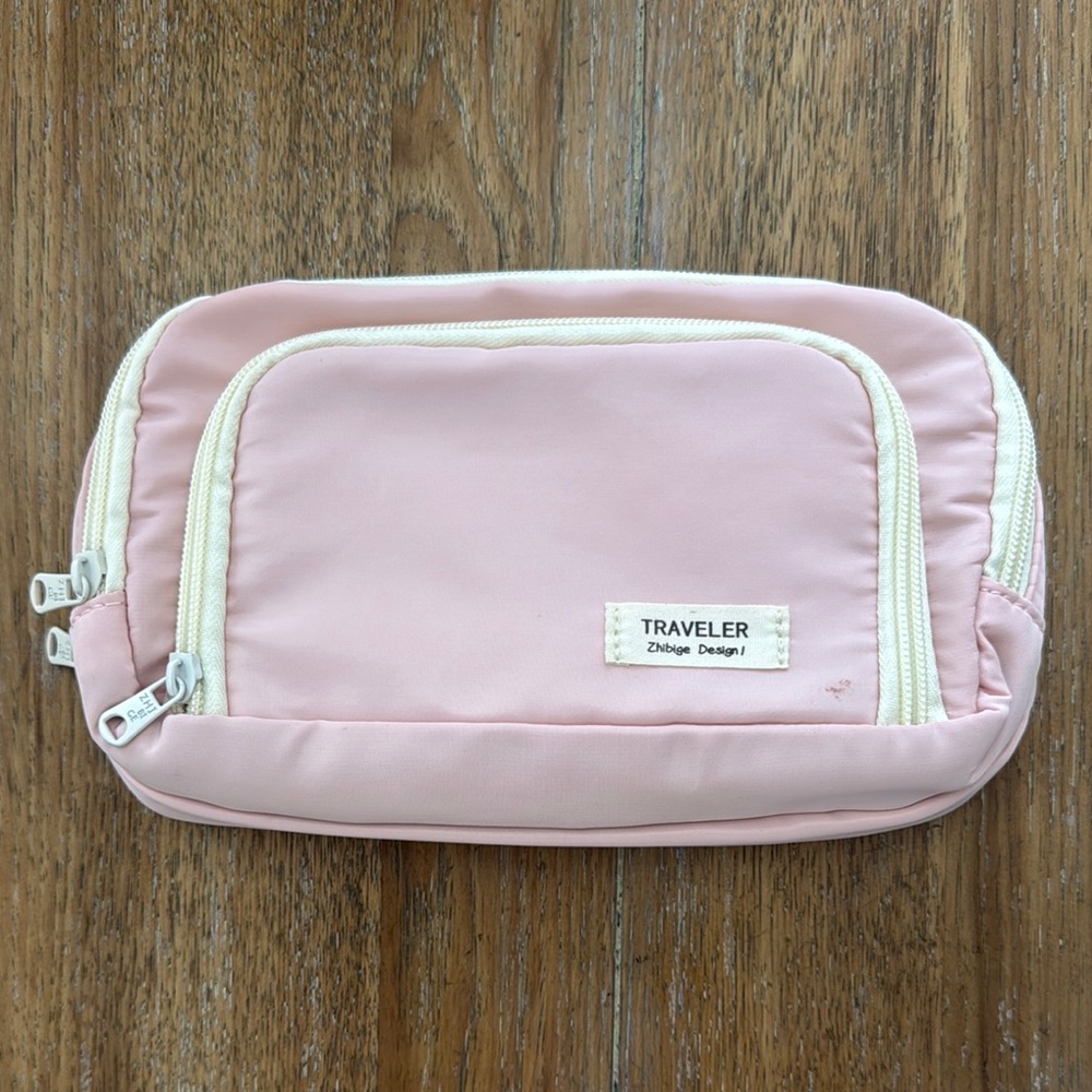 NEW Travel Pink and White Cosmetic Bag/Pencil Case